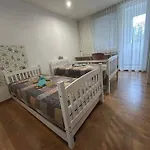 Pod Lesom - Rodinny Oddych Nedaleko Bojnic Daire Prievidza